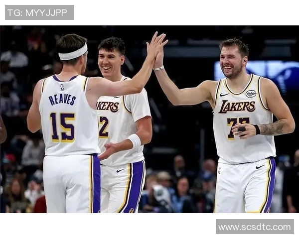 热火与湖人精彩对决直播在线全程回顾与分析