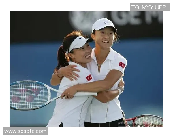 晏紫的网球之路：从青涩少女到世界冠军的奋斗历程与心路历程